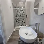 Apartamento La Perla Di B & J *